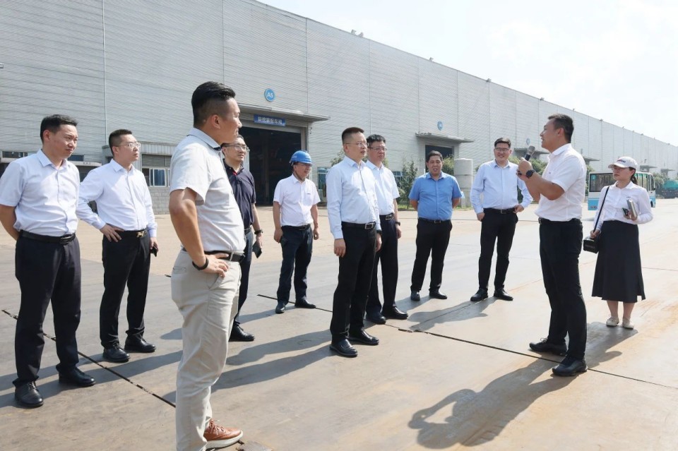共商合作，建华控股有限公司董事长汪贵华到访KU酷游官网智能